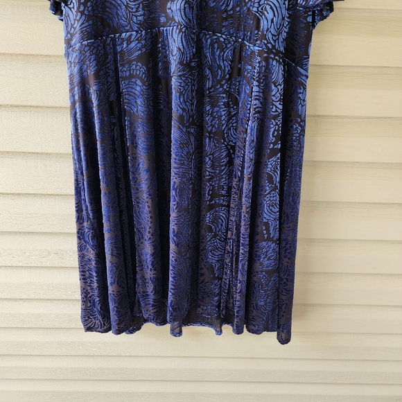 Torrid blue velor print dress size 4X plus size - Picture 4 of 11
